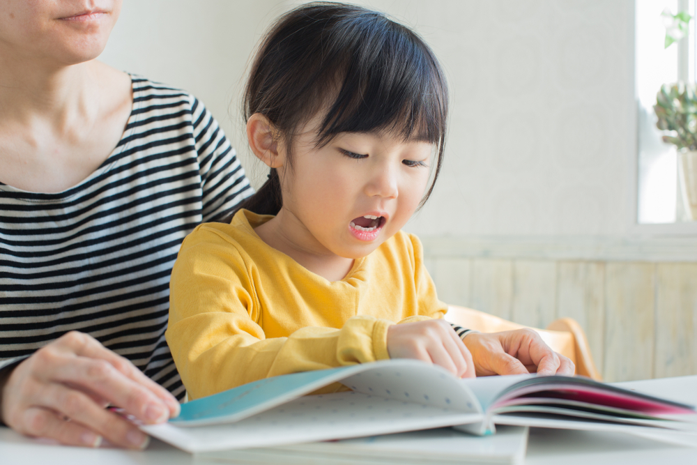 What Are the Best Apps Out There to Help Your Child to Read?