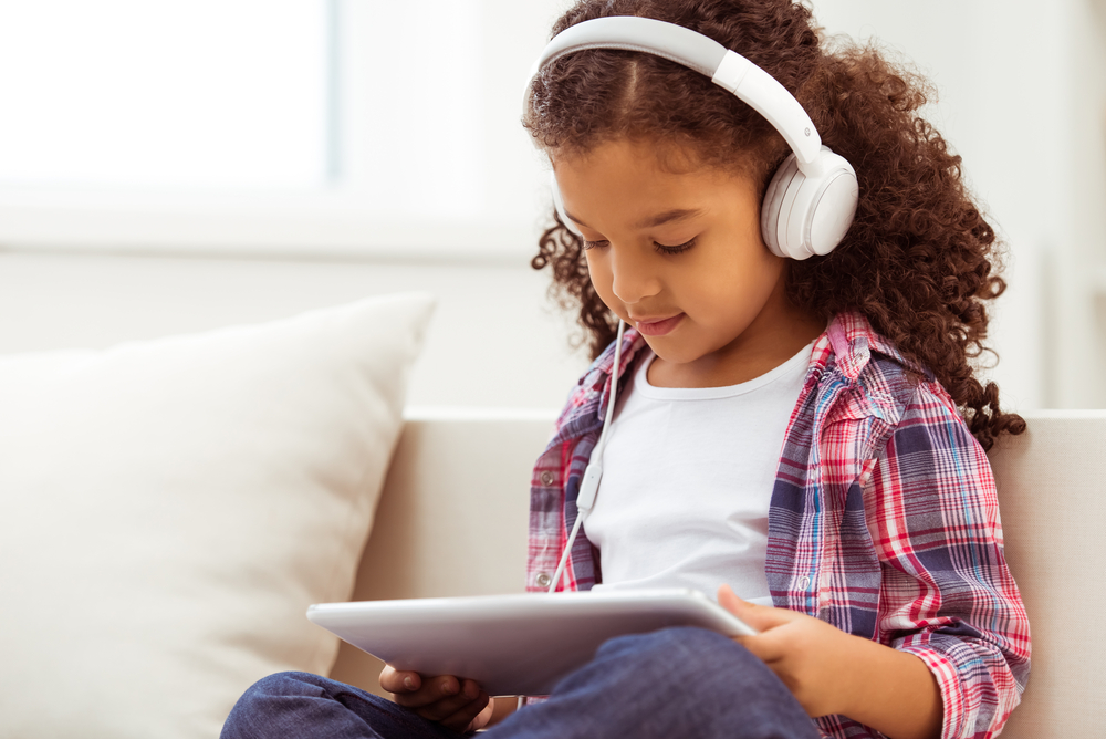 How to Help Kids Improve Reading Comprehension Online