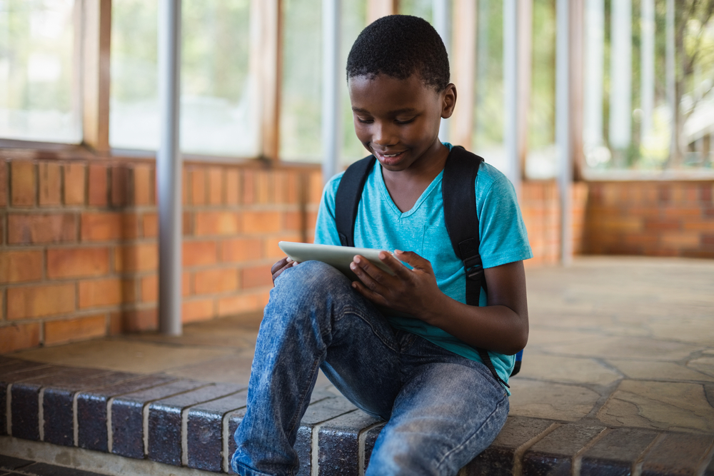 Should Parents Use Apps to Help Kids Read?