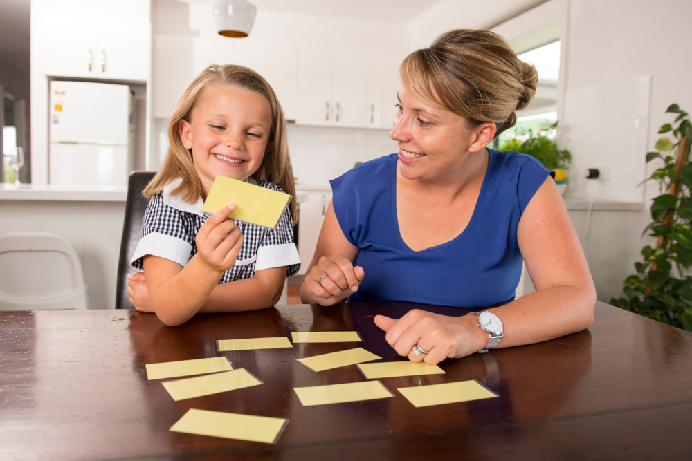 How to Help Kindergartener Read