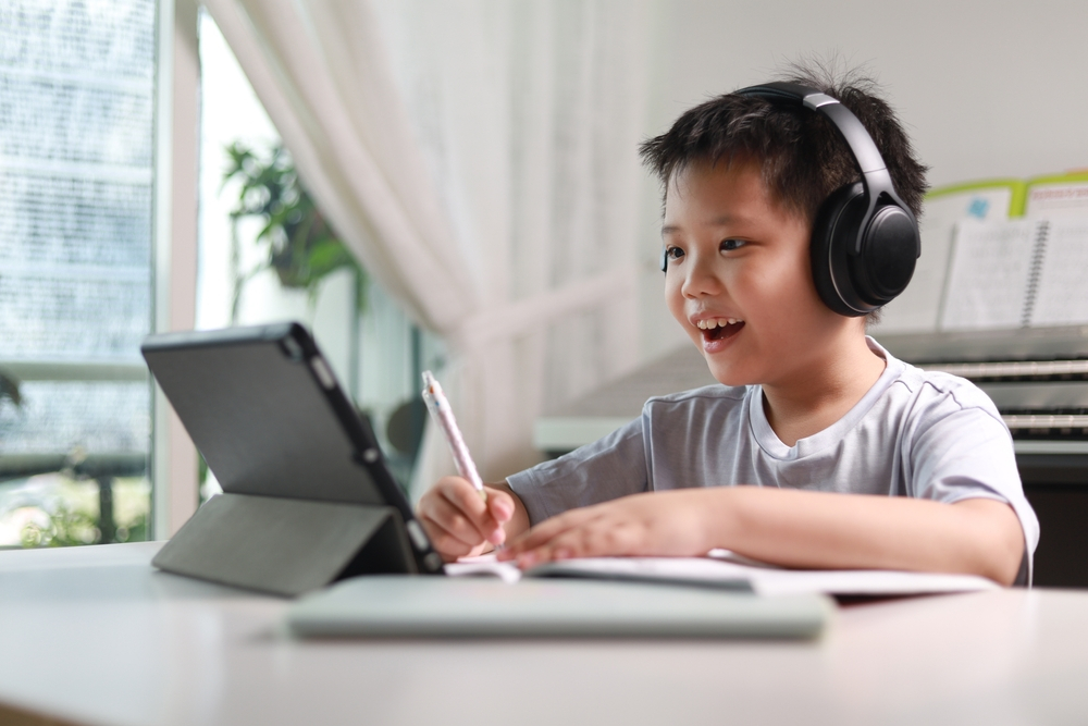 How to Build Your Child's Interest in Reading Books