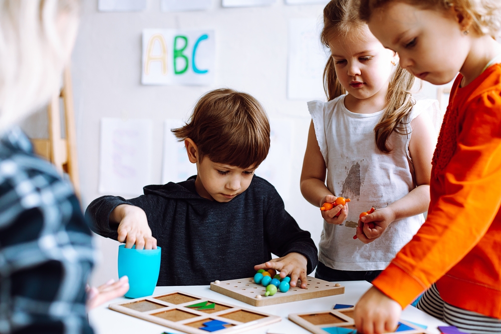 Phonics Development at Home and in the Classroom