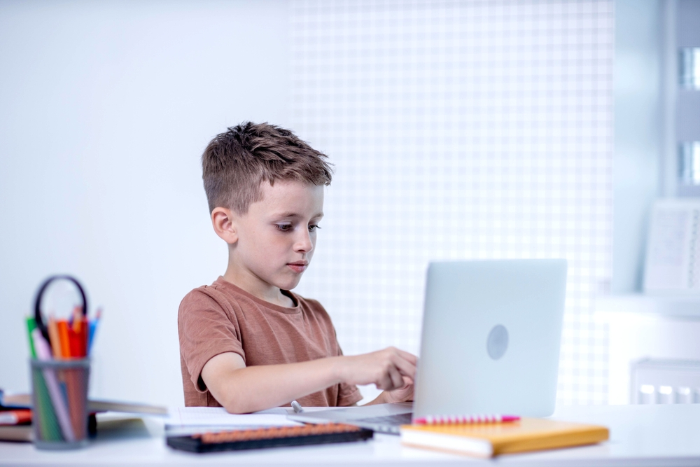 Connection Between Screen Time and Reading Problems